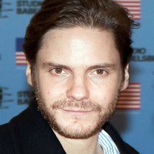 synchronsprecher_daniel_bruehl